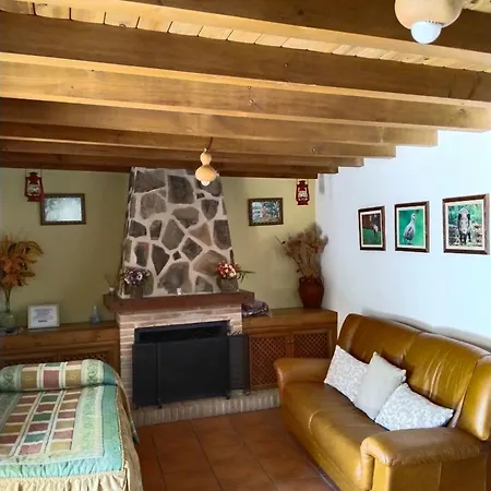 Turisticos La Gitanilla Apartamento *